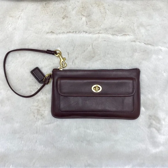 Vintage Coach mahogany turn lock wallet/wristlet - Picture 6 of 11